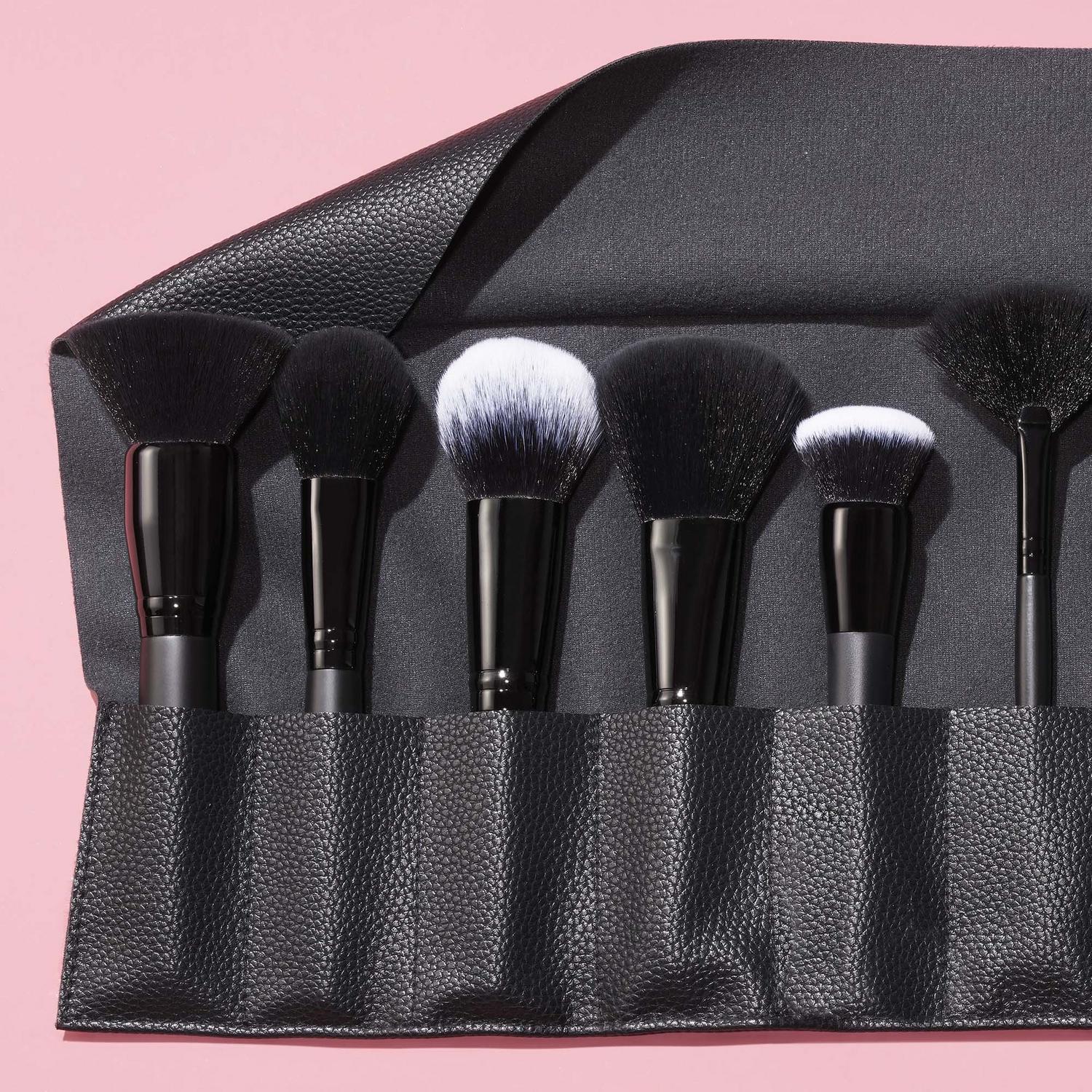 E.L.F. ULTIMATE MAKEUP BRUSH SET & TRAVEL ROLL (SET DE BROCHAS CON ESTUCHE)